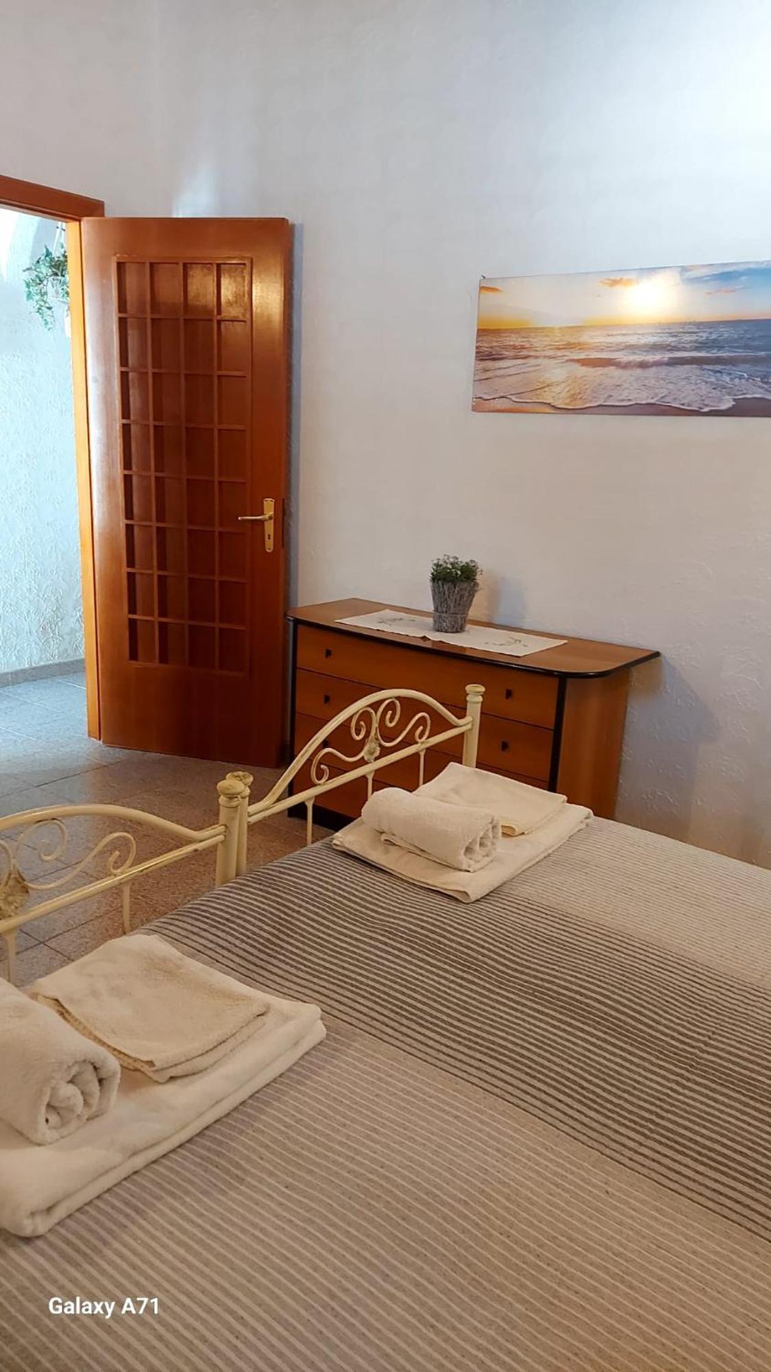 Casa Fronte Mare Puro Relax Villa Cava dʼAliga Dış mekan fotoğraf