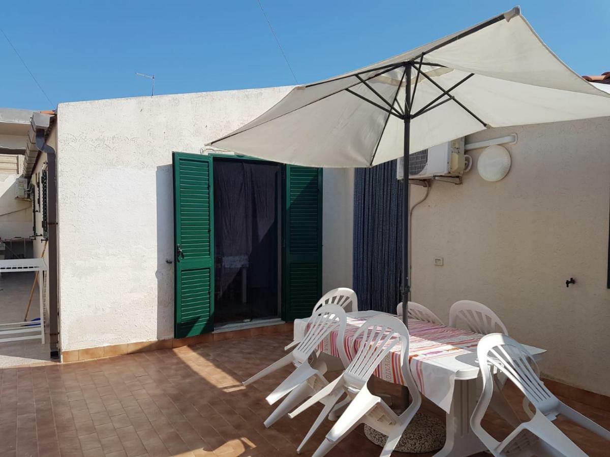 Casa Fronte Mare Puro Relax Villa Cava dʼAliga Dış mekan fotoğraf