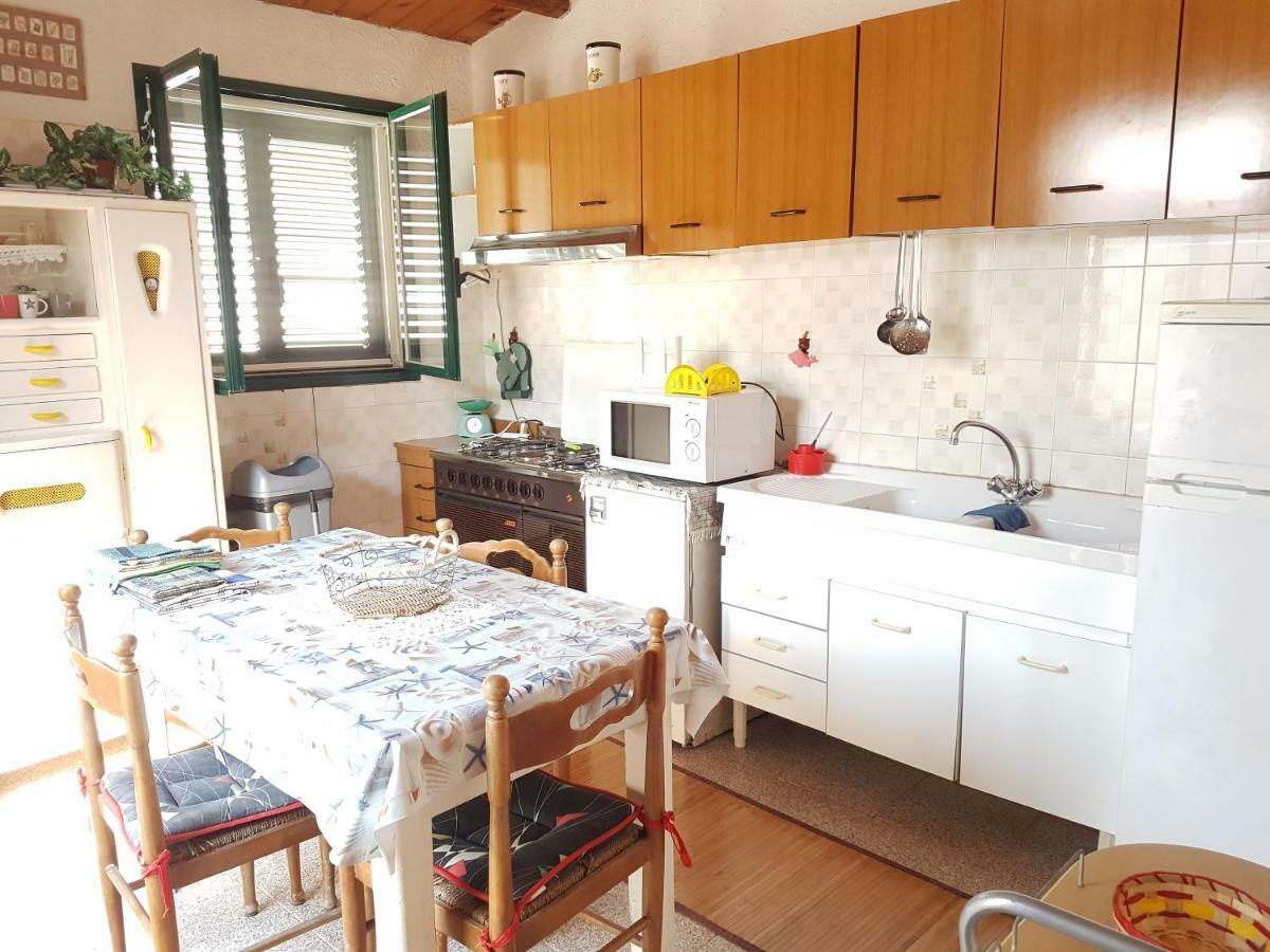Casa Fronte Mare Puro Relax Villa Cava dʼAliga Dış mekan fotoğraf