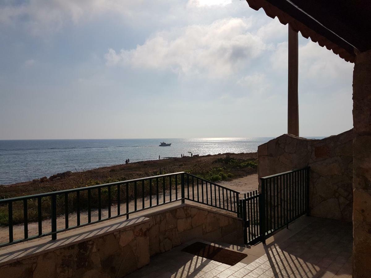 Casa Fronte Mare Puro Relax Villa Cava dʼAliga Dış mekan fotoğraf