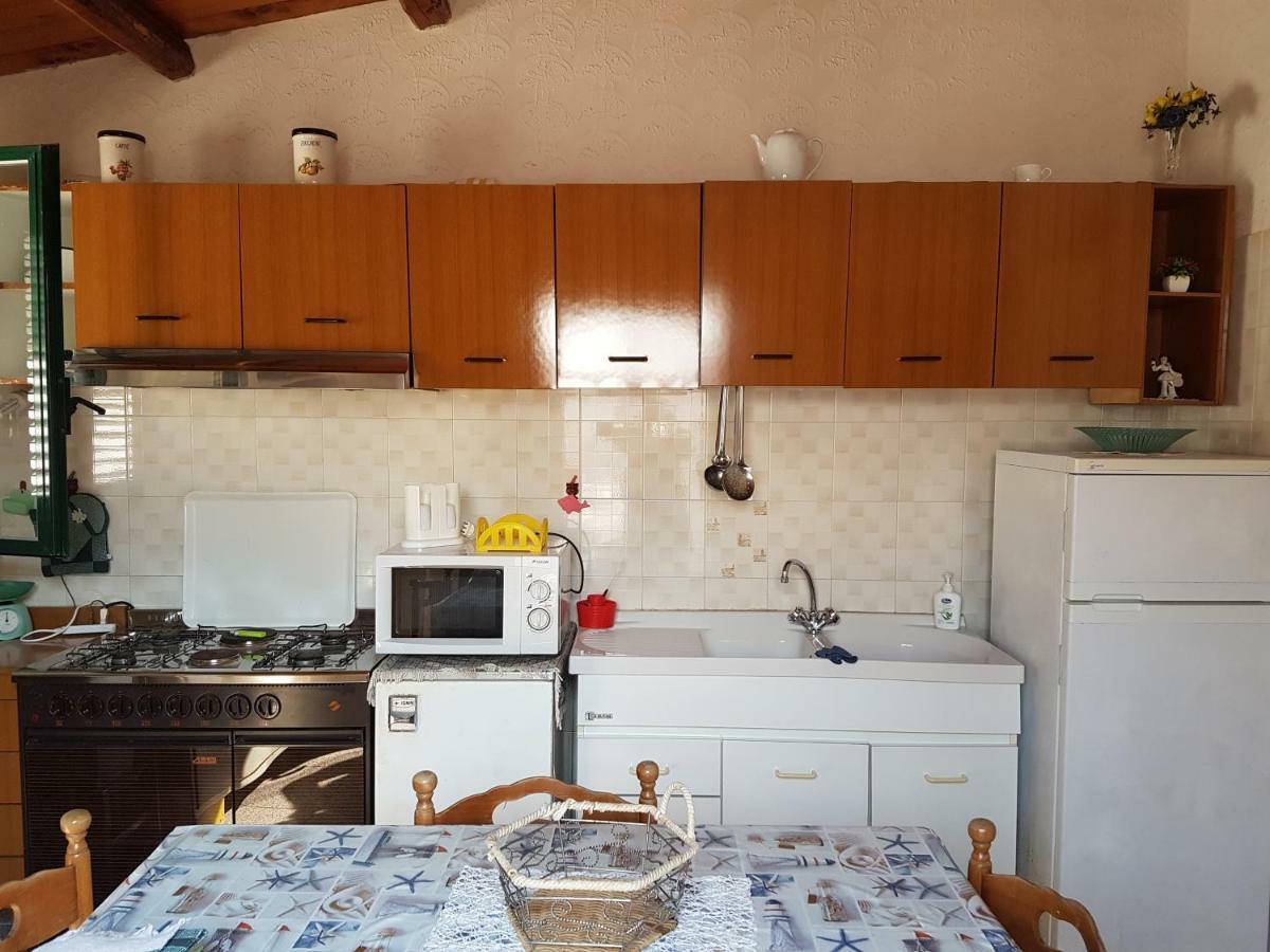 Casa Fronte Mare Puro Relax Villa Cava dʼAliga Dış mekan fotoğraf